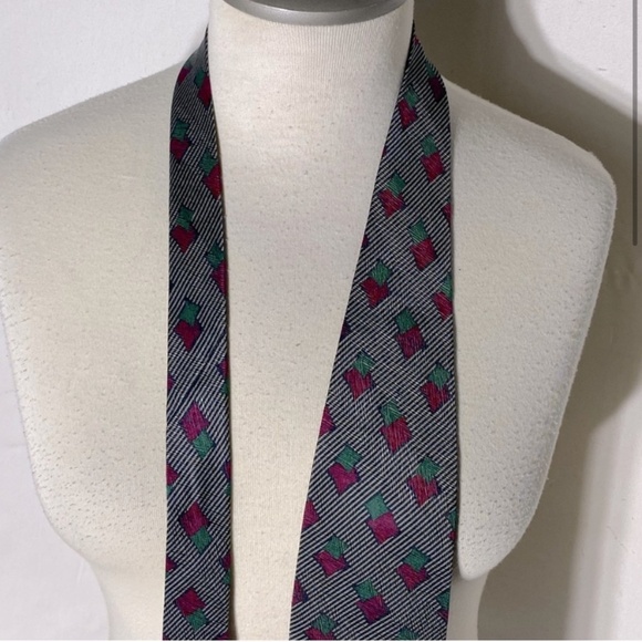 Vintage Giorgio Armani Silk Tie - Picture 2 of 10